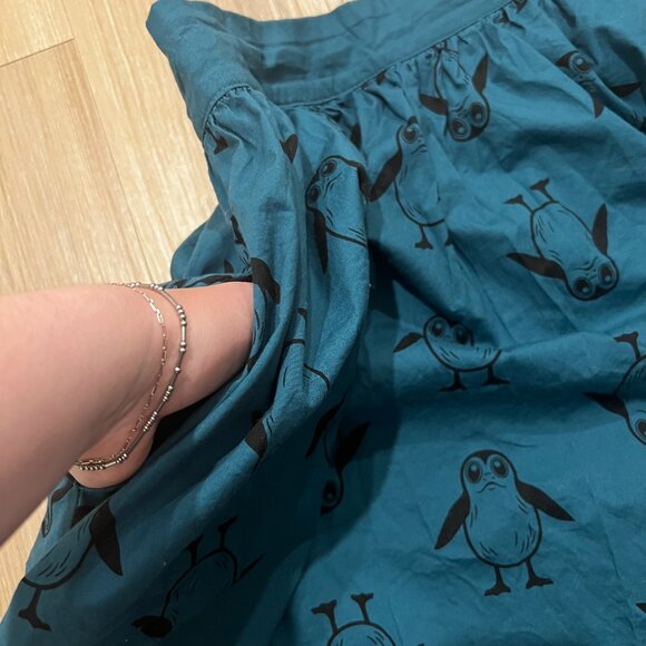 Her Universe Star Wars: The Last Jedi Retro Circle Skirt Size M in Teal - Picture 5 of 5